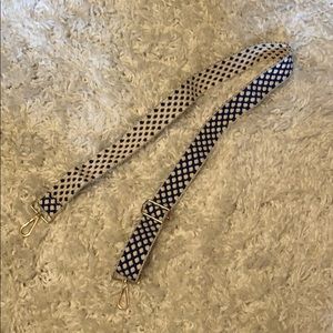 Crossbody purse strap